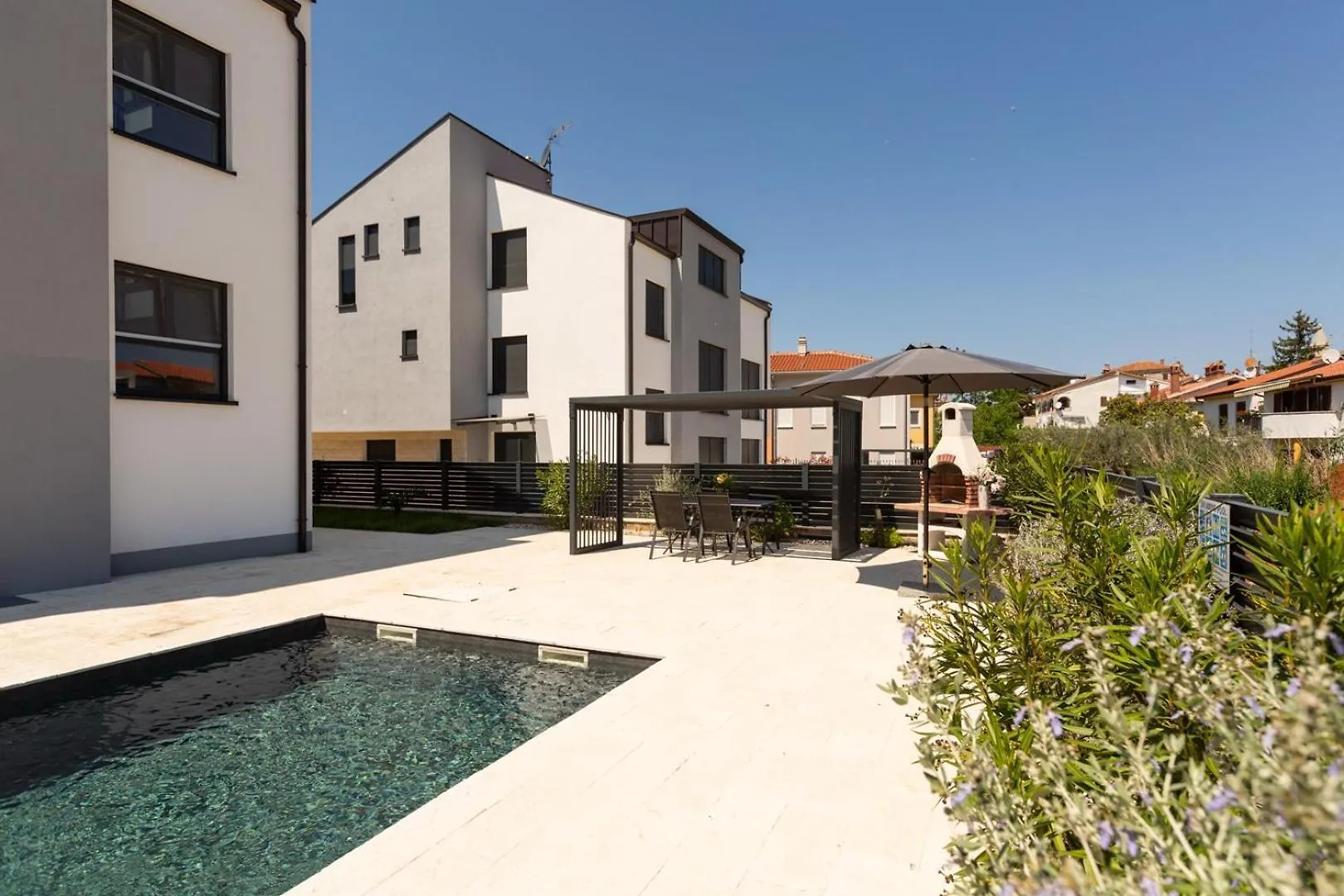 Luxury Apartment Matic I With Shared Pool And Seaview Funtana