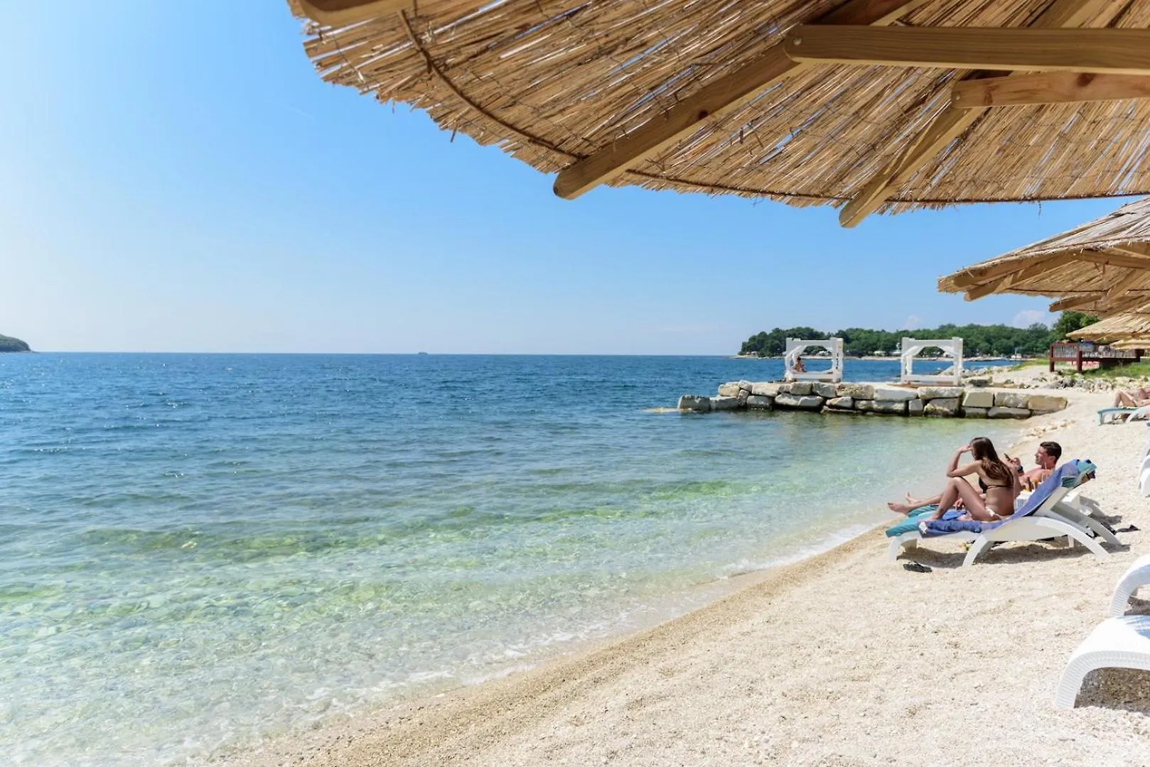 Luxury Apartment Matic I With Shared Pool And Seaview Funtana 0*,